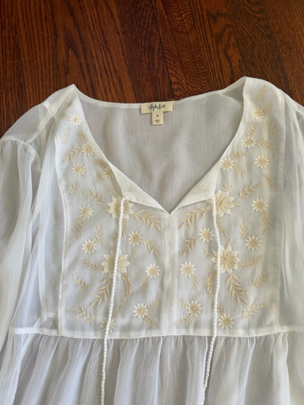 Lightweight Ivory Embroidered Peasant Top - - Picture 2 of 4